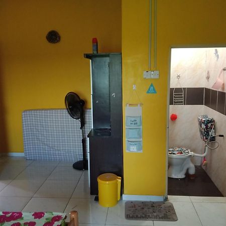 Inapan Desa Studio House Homestay Kangar Perlis Номер фото
